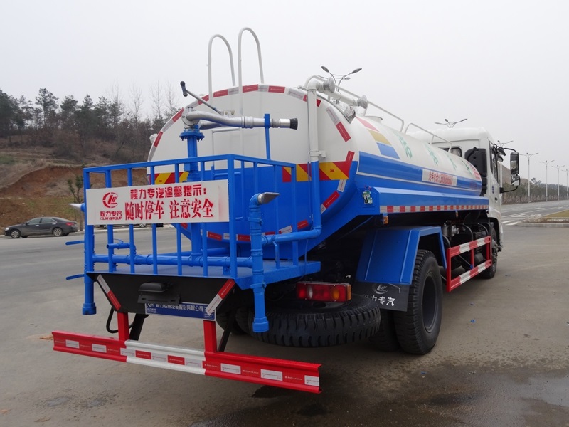 東風天錦灑水車︱12噸灑水車圖片