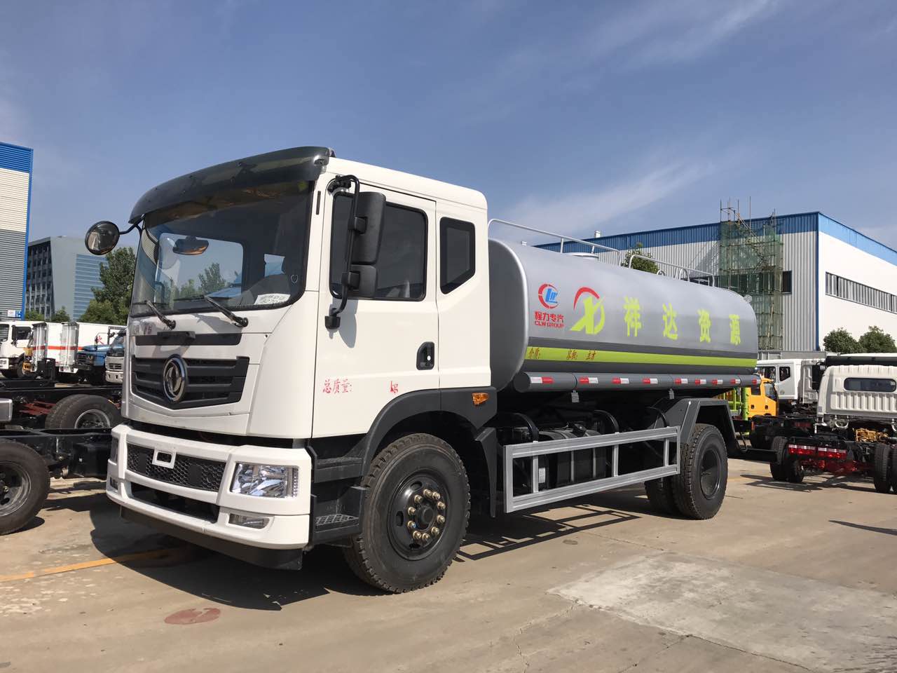 東風153灑水車︱15噸灑水車圖片