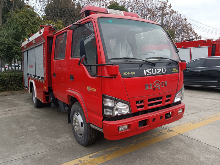 5噸消防灑水車廠家_消防中隊消防車_2.5-5噸泡沫消防車現(xiàn)車報價